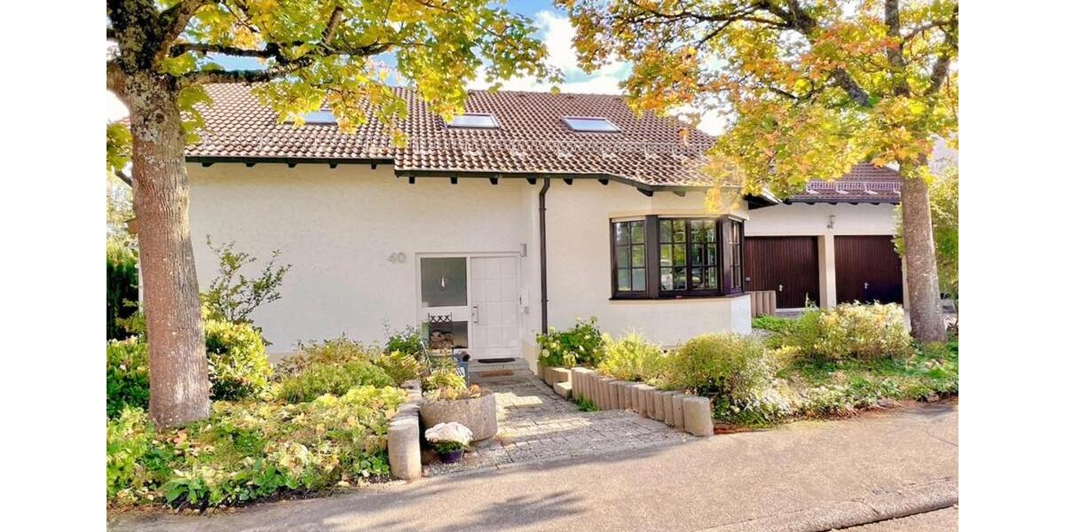 Einfamilienhaus Trossingen - 11.5 Zimmer, 329 m&sup2;, 798.000&euro; | Angebot:25790227