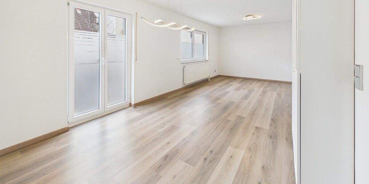 Etagenwohnung Villingen-Schwenningen Schwenningen - 4 Zimmer, 85 m&sup2;, 239.000&euro; | Angebot:25683388