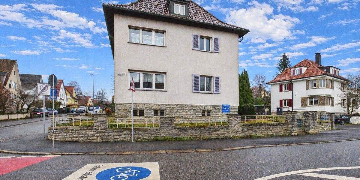 Einfamilienhaus Rottweil - 8 Zimmer, 228 m&sup2;, 540.000&euro; | Angebot:25801097
