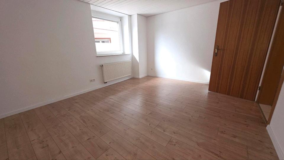 Etagenwohnung Oberndorf am Neckar - 4 Zimmer, 90 m&sup2;, 1.026&euro; | Angebot:25234564