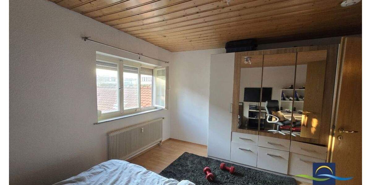 Etagenwohnung Villingen-Schwenningen Schwenningen - 4 Zimmer, 94 m&sup2;, 175.000&euro; | Angebot:26053233