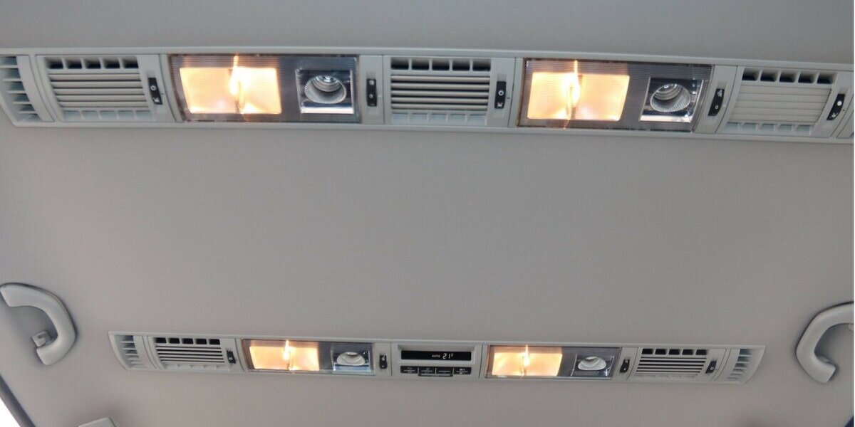 VW T6 Multivan GENERATION SIX 4-MOTION/7 SITZE/NAVI 150.462 km 29.900 &euro; Villingen-Schwenningen 78054