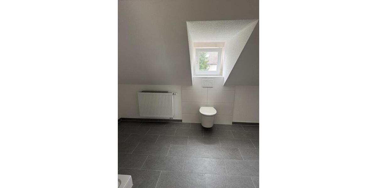 Dachgeschoßwohnung Villingen-Schwenningen Schwenningen - 2 Zimmer, 41 m&sup2;, 590&euro; | Angebot:26626440