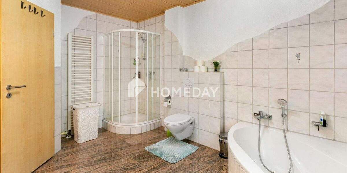 Mehrfamilienhaus, Wohnhaus Deißlingen Lauffen - 8 Zimmer, 230 m&sup2;, 760.000&euro; | Angebot:25677578