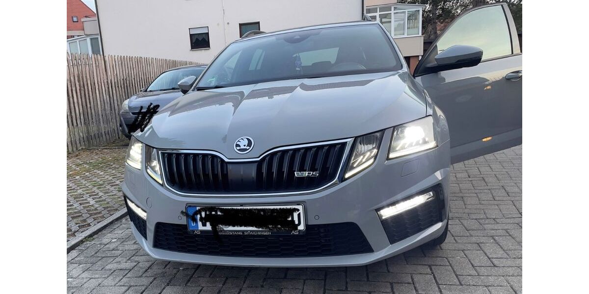Skoda Octavia 121.347 km 17.800 &euro; Trossingen 78647