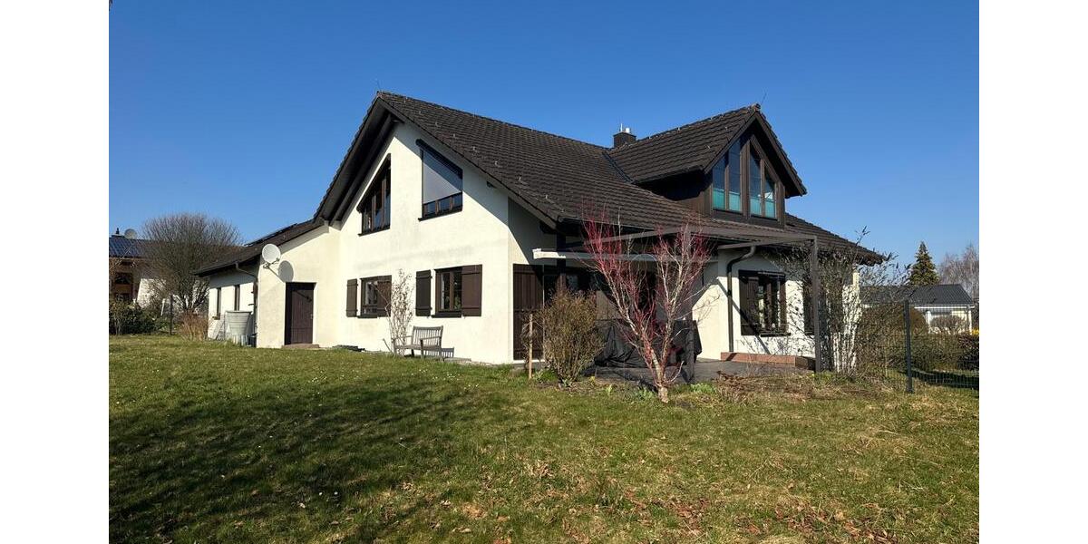 Einfamilienhaus Königsfeld im Schwarzwald - 6 Zimmer, 294 m&sup2;, 599.000&euro; | Angebot:25882356