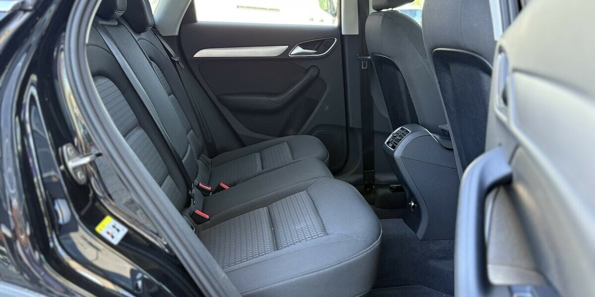 Audi Q3 2.0 TDI design Quattro DSG/LED/SHZ/NAVI/TEMPO 38.700 km 19.900 &euro; Villingen-Schwenningen 78054