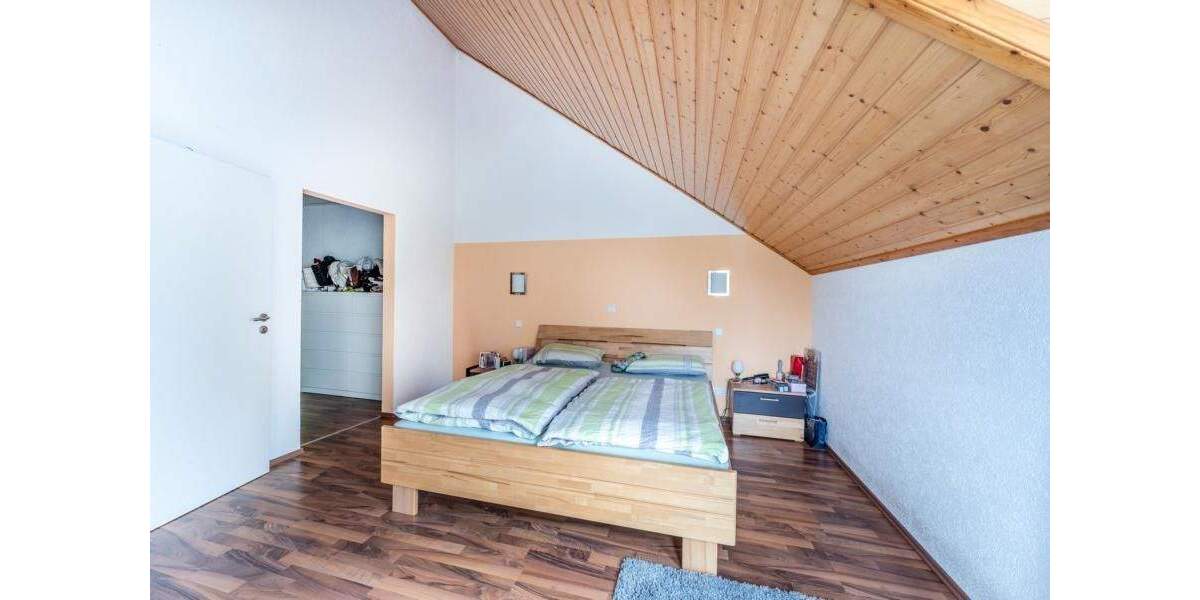 Doppelhaushälfte Villingen-Schwenningen Schwenningen - 6 Zimmer, 159 m&sup2;, 589.000&euro; | Angebot:25698701