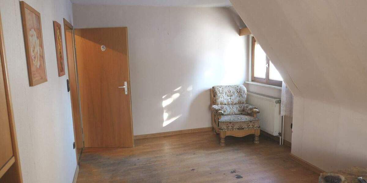 Einfamilienhaus Aldingen Aixheim - 4 Zimmer, 81 m&sup2;, 179.000&euro; | Angebot:25676925