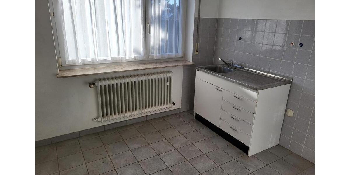 Einfamilienhaus Wellendingen - 2.5 Zimmer, 169 m&sup2;, 390.000&euro; | Angebot:25174452