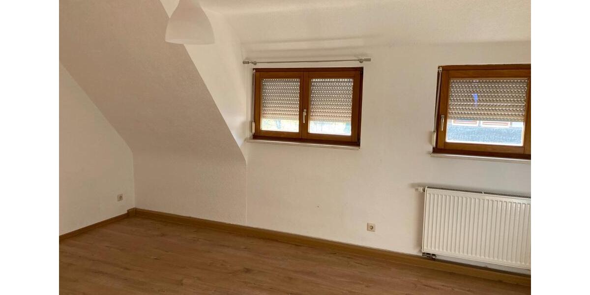 Dachgeschoßwohnung Epfendorf - 3.5 Zimmer, 95 m&sup2;, 680&euro; | Angebot:26504427