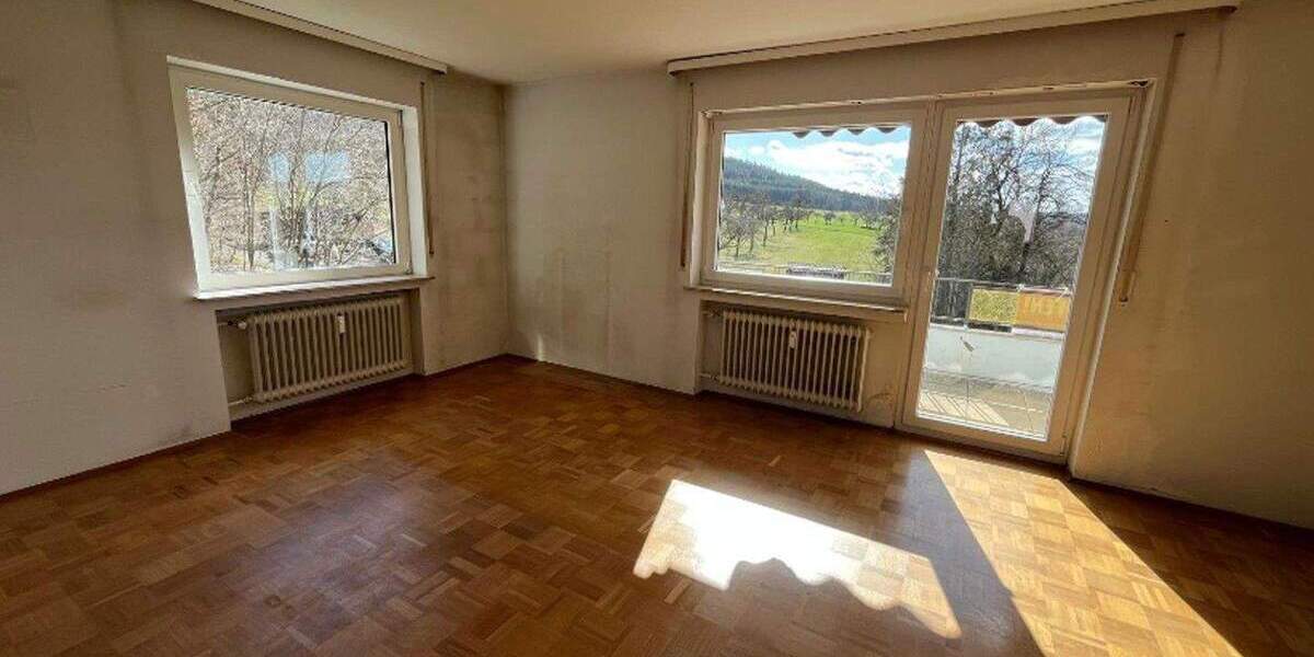 Mehrfamilienhaus, Wohnhaus Deisslingen Deißlingen - 8 Zimmer, 240 m&sup2;, 350.000&euro; | Angebot:25782549