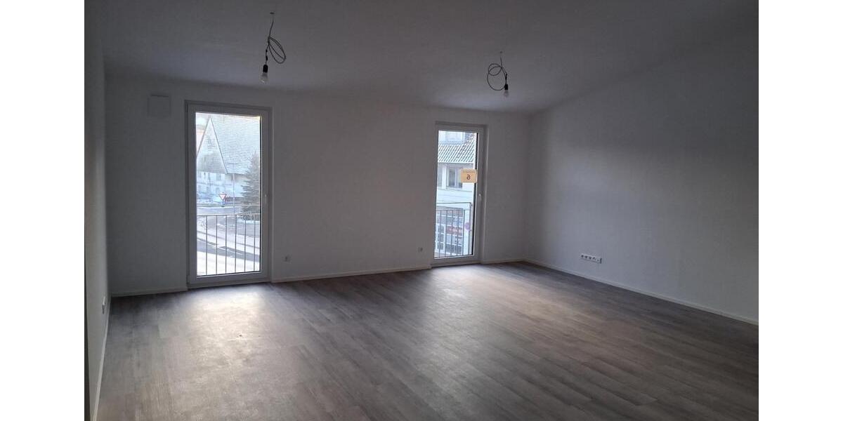Etagenwohnung Dunningen - 2 Zimmer, 80 m&sup2;, 1.100&euro; | Angebot:25311128