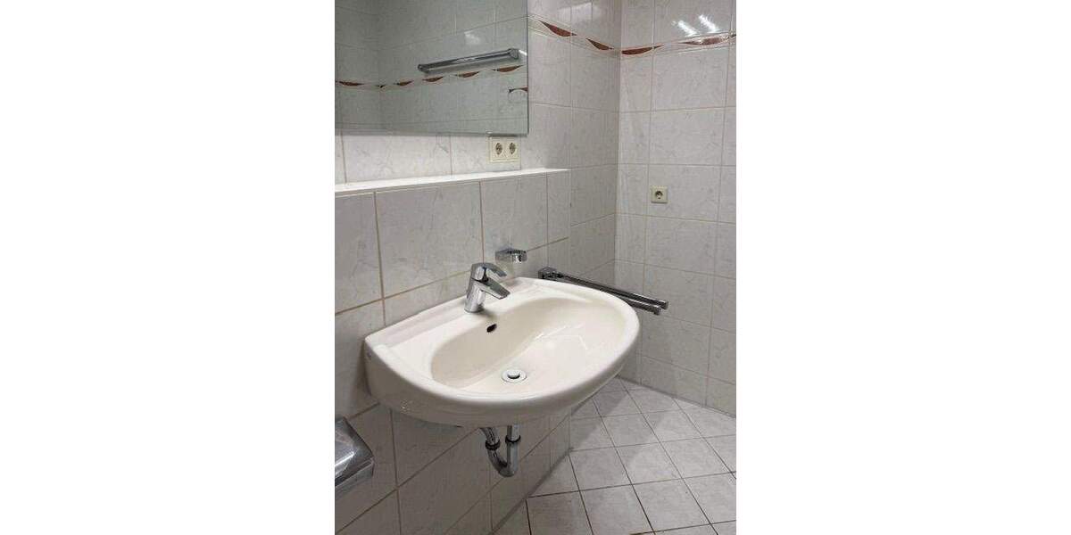 Etagenwohnung Trossingen - 2 Zimmer, 45 m&sup2;, 129.000&euro; | Angebot:25696491