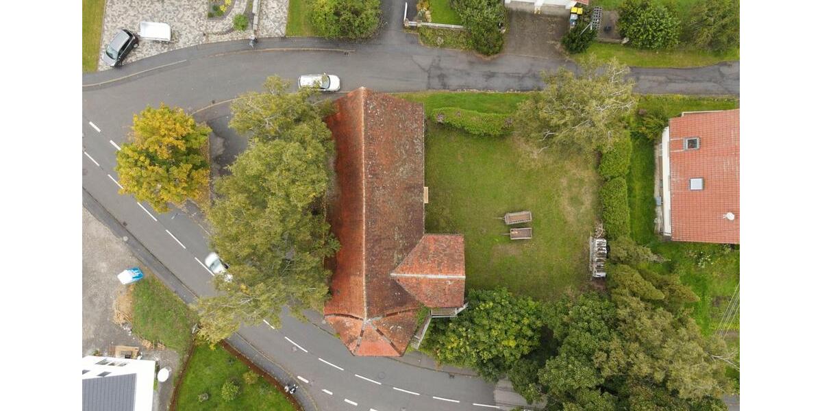 Einfamilienhaus Durchhausen - 6 Zimmer, 400 m&sup2;, 90.000&euro; | Angebot:26876435