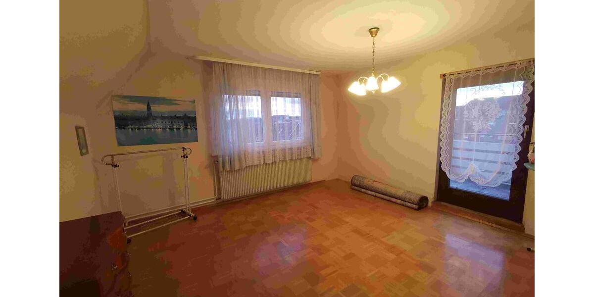 Einfamilienhaus Villingen-Schwenningen Schwenningen - 6 Zimmer, 134 m&sup2;, 260.000&euro; | Angebot:26790884