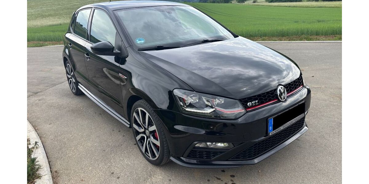 VW Polo 169.350 km 9.800 &euro; Blumberg 78176