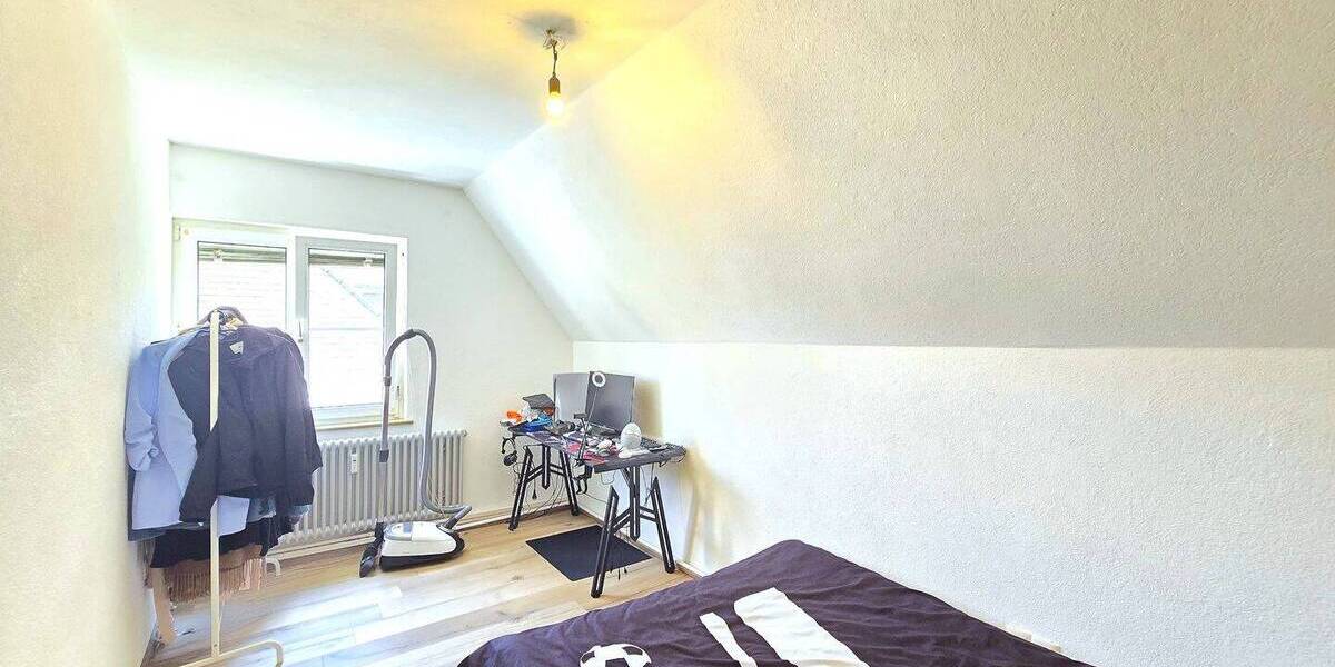 Etagenwohnung Titisee-Neustadt Neustadt - 5 Zimmer, 80 m&sup2;, 225.000&euro; | Angebot:25775123