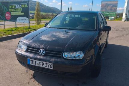 VW Golf 147.000 km 2.400 &euro; Rietheim weilheim 78604