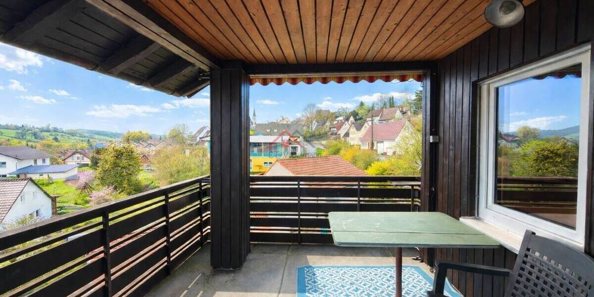 Etagenwohnung Aldingen / Aixheim Aixheim - 5 Zimmer, 145 m&sup2;, 295.000&euro; | Angebot:26257584