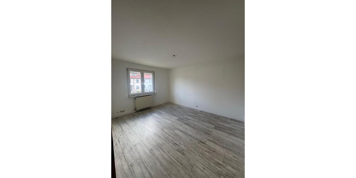 Etagenwohnung Villingen-Schwenningen Schwenningen - 3 Zimmer, 75 m&sup2;, 700&euro; | Angebot:25905673