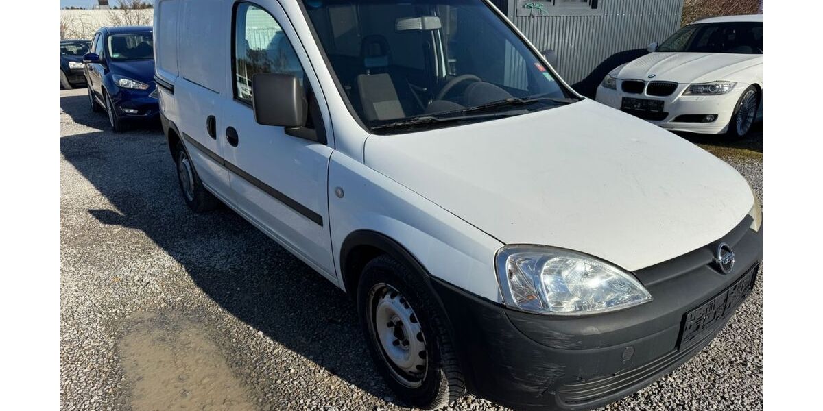 Opel Combo 123.000 km 2.190 &euro; Schwenningen 78056