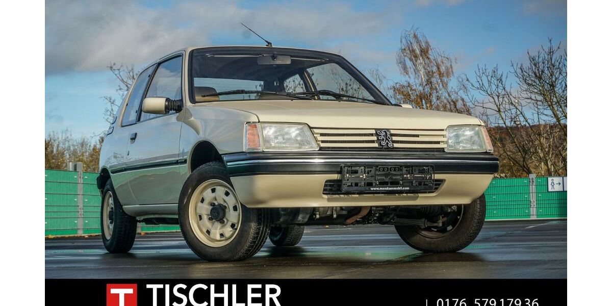 Peugeot 205 87.221 km 14.880 &euro; Villingen-Schwenningen 78056