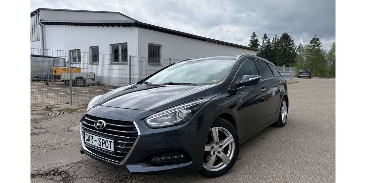 Hyundai i40 136.000 km 8.900 &euro; Villingen-Schwenningen 78050