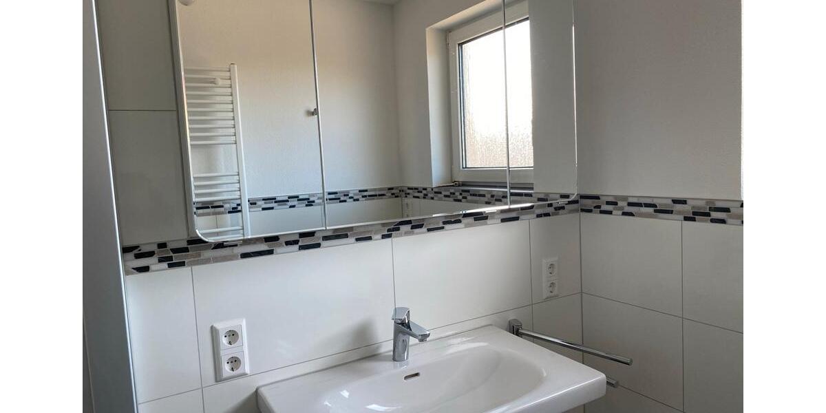 Etagenwohnung Villingen-Schwenningen Schwenningen - 4 Zimmer, 96 m&sup2;, 1.232&euro; | Angebot:25395864