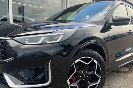 Ford Kuga 6.000 km 36.840 &euro; Titisee Neustadt 79822