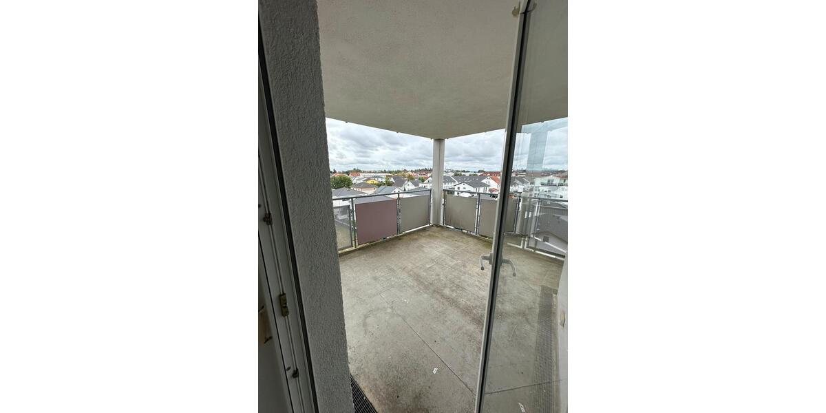 Etagenwohnung Villingen-Schwenningen Schwenningen - 5 Zimmer, 112 m&sup2;, 1.470&euro; | Angebot:25934843