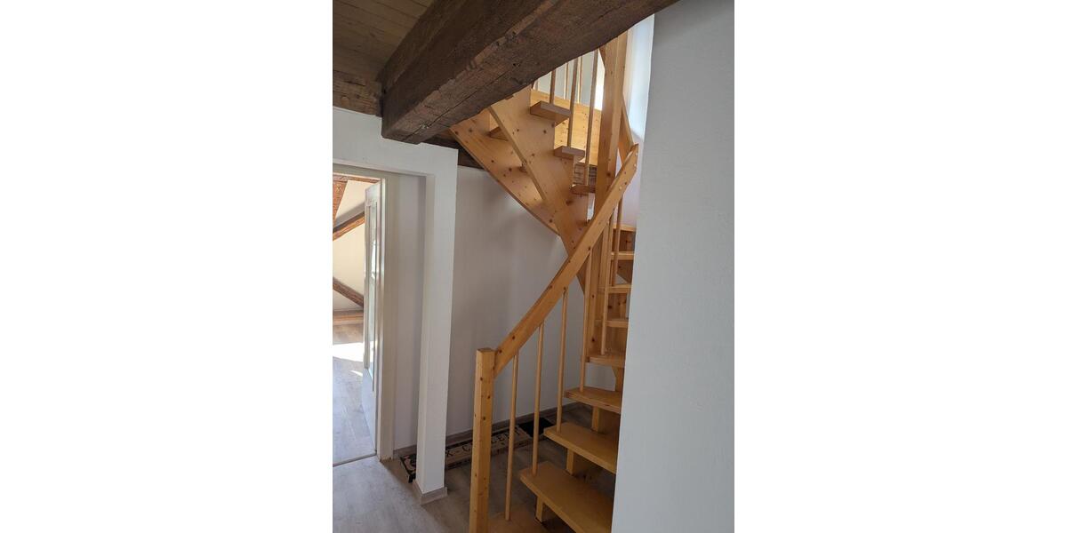 Dachgeschoßwohnung Tuttlingen - 2.5 Zimmer, 48 m&sup2;, 440&euro; | Angebot:25959865