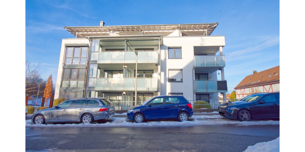 Moderne 2,5-Zimmer-Wohnung mit Balkon, Fußbodenheizung & Aufzug – naturnah gelegen - Etagenwohnung Villingen-Schwenningen Schwenningen | Angebot:24521054