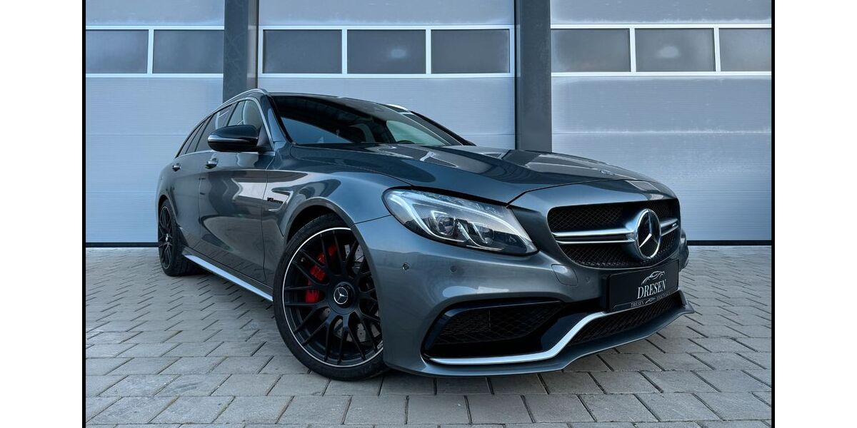 Mercedes-Benz C 63 AMG 12.500 km 69.900 &euro; Seitingen-Oberflacht 78606