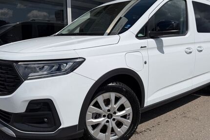 Ford Grand Tourneo 3.770 km 40.650 &euro; Titisee Neustadt 79822