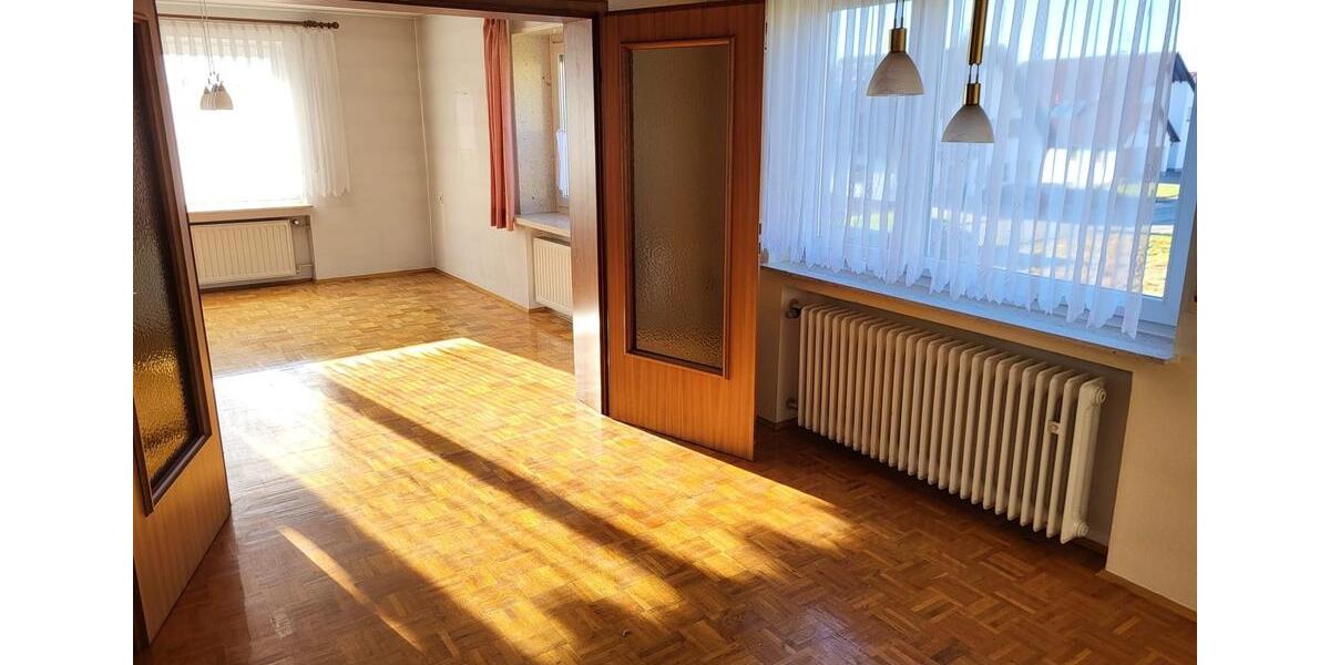 Einfamilienhaus Wellendingen - 2.5 Zimmer, 169 m&sup2;, 390.000&euro; | Angebot:25174452