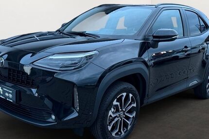 Toyota Yaris Cross 2.000 km 29.530 &euro; Villingen-Schwenningen 78048