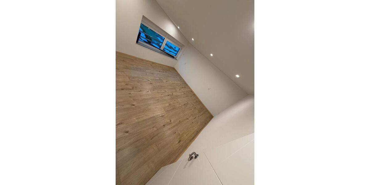 Einfamilienhaus Niedereschach - 2 Zimmer, 95 m&sup2;, 850&euro; | Angebot:26646734