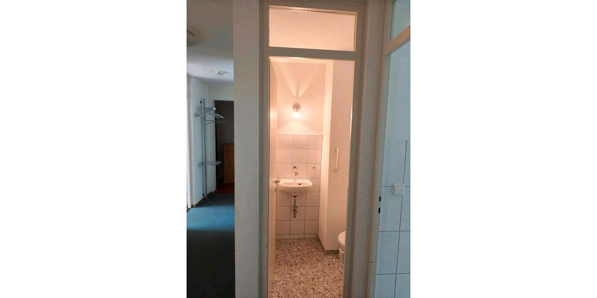 Hochparterre Oberndorf am Neckar - 3 Zimmer, 80 m&sup2;, 170.000&euro; | Angebot:26920778