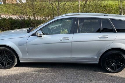 Mercedes-Benz C 350 126.500 km 11.900 &euro; Oberndorf 78727