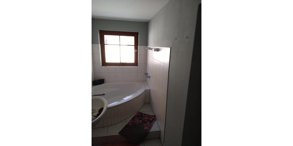 Mehrfamilienhaus, Wohnhaus Geisingen - 8 Zimmer, 280 m&sup2;, 340.000&euro; | Angebot:25419860