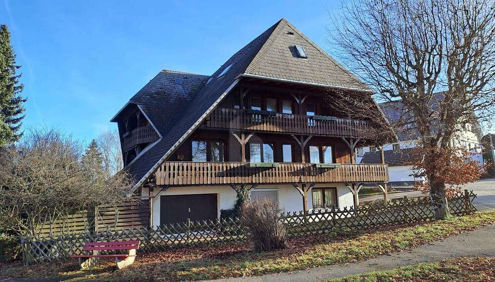 Einfamilienhaus Lenzkirch - 22 Zimmer, 436 m&sup2;, 495.000&euro; | Angebot:25920669