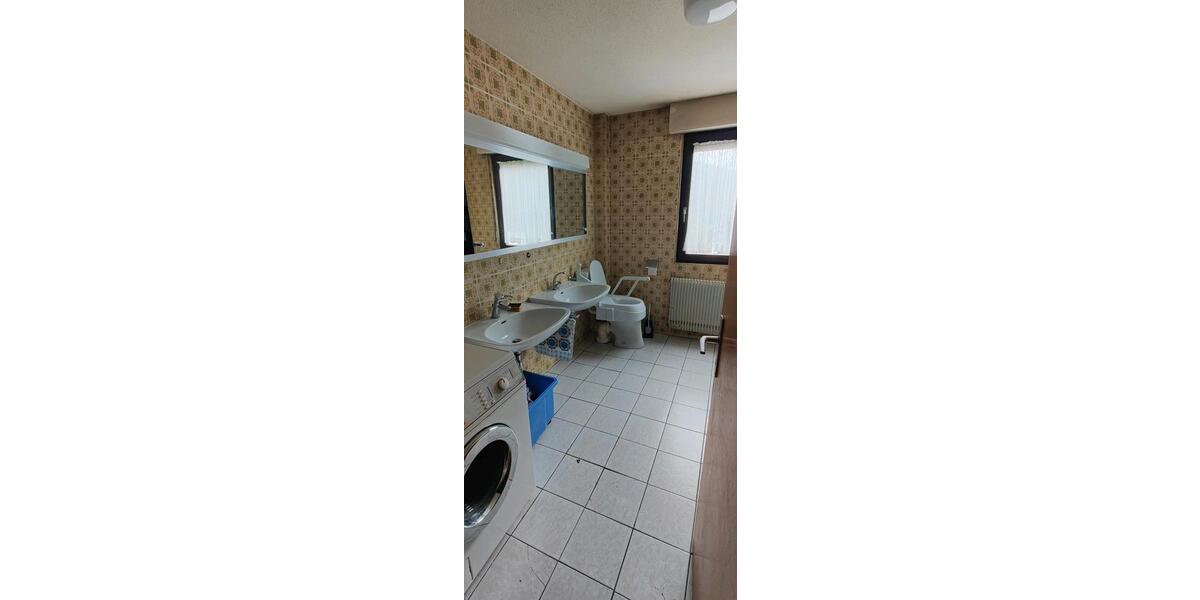 Mehrfamilienhaus, Wohnhaus Schiltach - 8 Zimmer, 225 m&sup2;, 295.000&euro; | Angebot:24801847