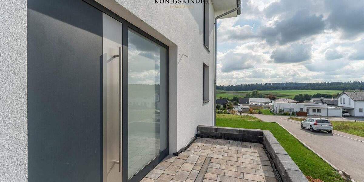 Einfamilienhaus Dunningen / Stampfe Dunningen - 8 Zimmer, 193 m&sup2;, 790.000&euro; | Angebot:25731506