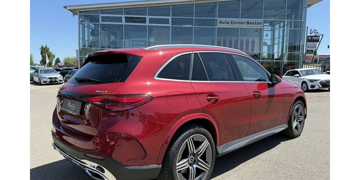 Mercedes-Benz GLC 300 d AMG/PANORAMA/4-MATIC/NAVI/MBUX/1.HAND 39.620 km 52.900 &euro; Villingen-Schwenningen 78054