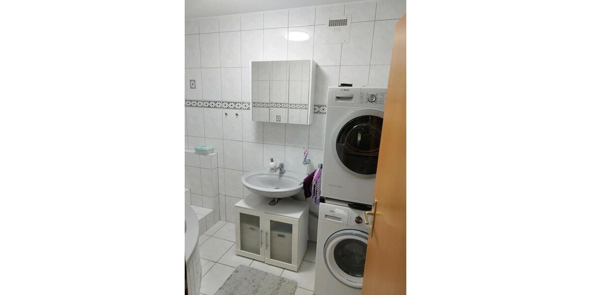 Etagenwohnung Villingen-Schwenningen Schwenningen - 4 Zimmer, 102 m&sup2;, 250.000&euro; | Angebot:24111903