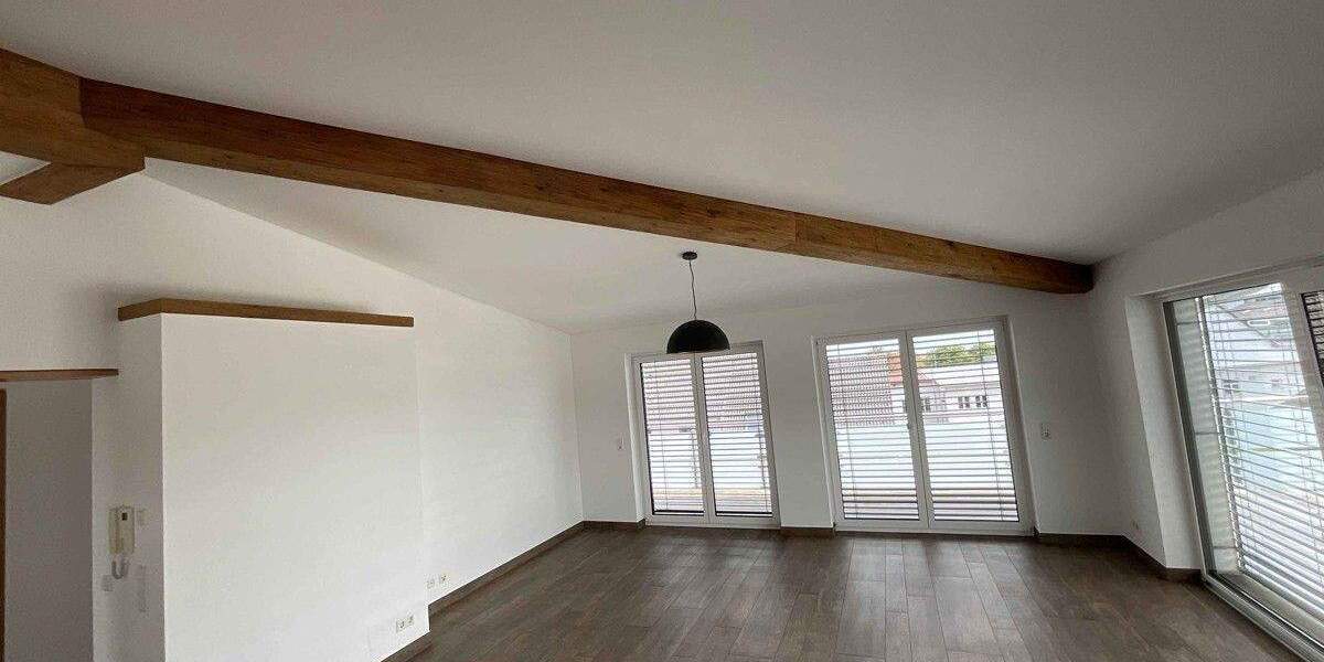 Einfamilienhaus Bonndorf - 8 Zimmer, 274 m&sup2;, 825.000&euro; | Angebot:25741646