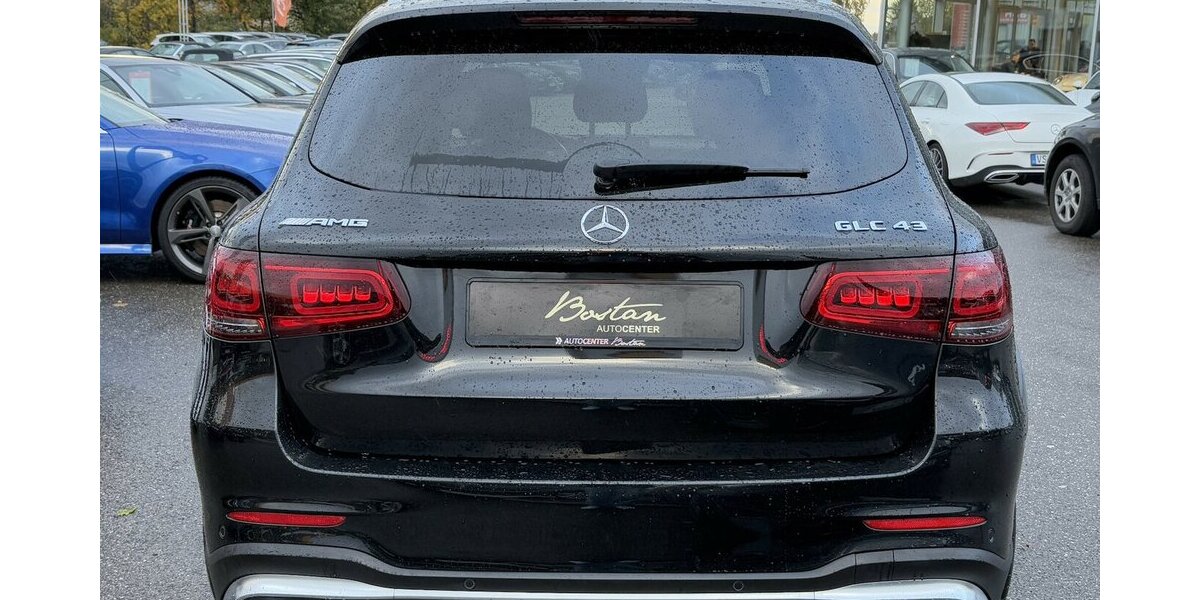 Mercedes-Benz GLC 43 AMG PANORAMA/KAMERA/NAVI/LUFTFED./1.HAND 46.662 km 49.900 &euro; Villingen-Schwenningen 78054