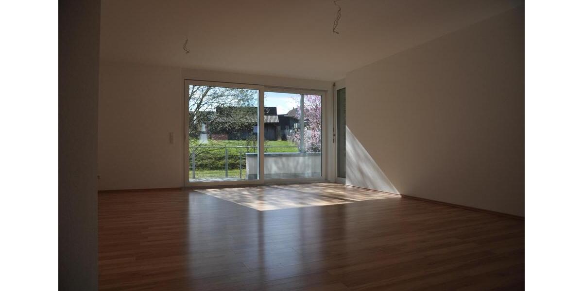 Etagenwohnung Aldingen - 4 Zimmer, 123 m&sup2;, 1.190&euro; | Angebot:26611836