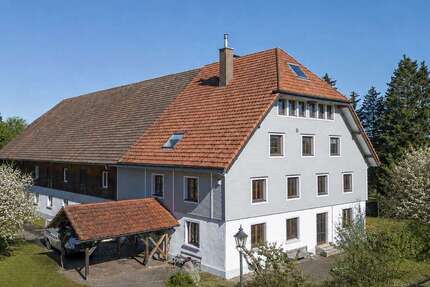 Haus Villingen-Schwenningen Schwenningen - 8 Zimmer, 334 m&sup2;, 860.000&euro; | Angebot:27127994